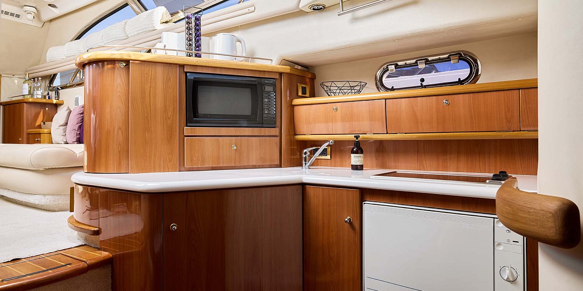 Аренда яхты Sealine F43 Monte Carlo в Питере, Санкт-Петербург